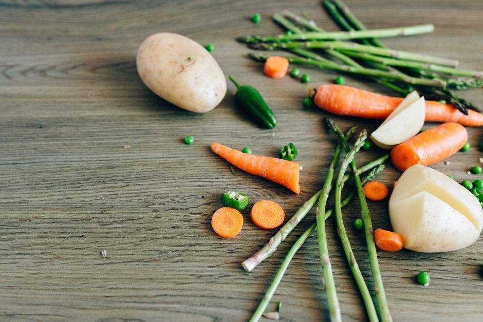 How are inflammation and the gut connected to brain fog?